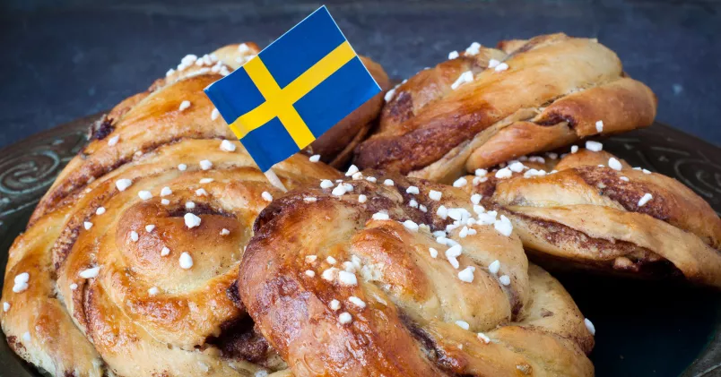 Bullar med svensk flagga.