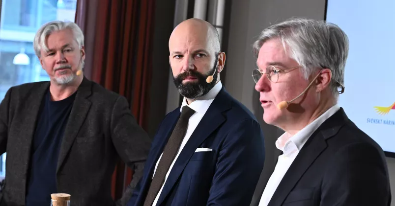 Torbjörn Johansson, avtalssekreterare LO, Mattias Dahl, vice vd Svenskt Näringsliv, och Martin Wästfelt, förhandlingschef Unionen.