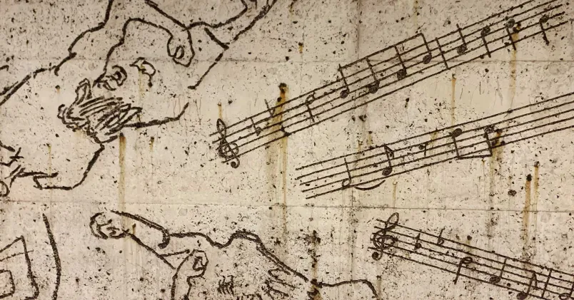 Bild på vägg i Stockholms tunnelbana