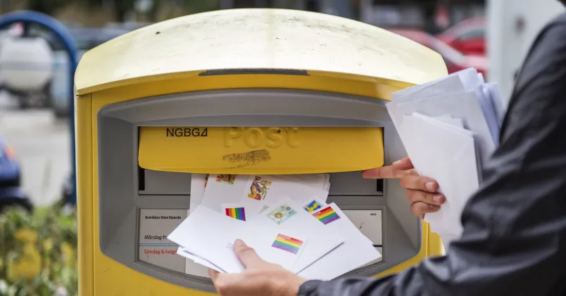 hop med brev i brevlåda
