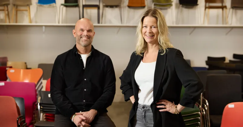 Bild på chef som anställde äldre medarbetare