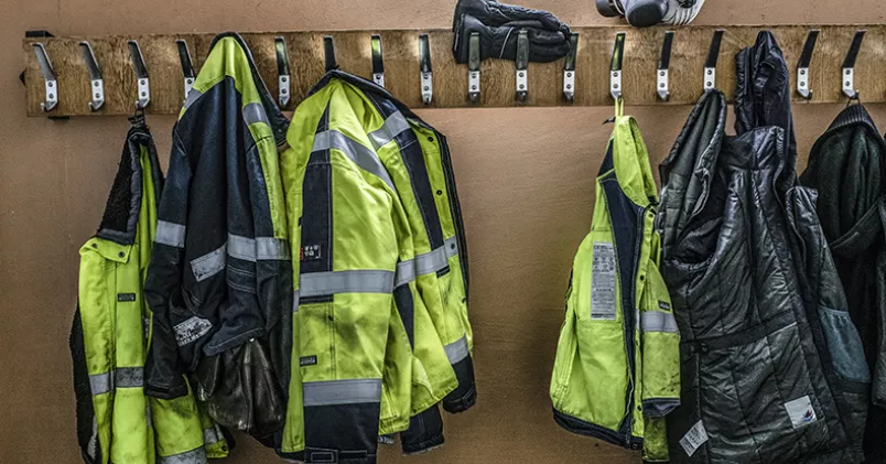 De brister som uppdagats vid inspektionerna gäller bland annat förebyggande arbetsmiljöarbete, ergonomi, arbetsutrustning och kemiska risker. Staffan Löwstedt/SvD/TT