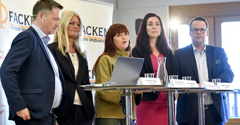 Representanter för Facken inom industrin. Från vänster: Per-Olof Sjöö GS-facket, Eva Gouvelin Livsmedelsarbetareförbundet, Marie Nilsson IF Metall, Ulrika Lindstrand Sveriges Ingenjörer och Martin Linder från Unionen. Henrik Montgomery / TT