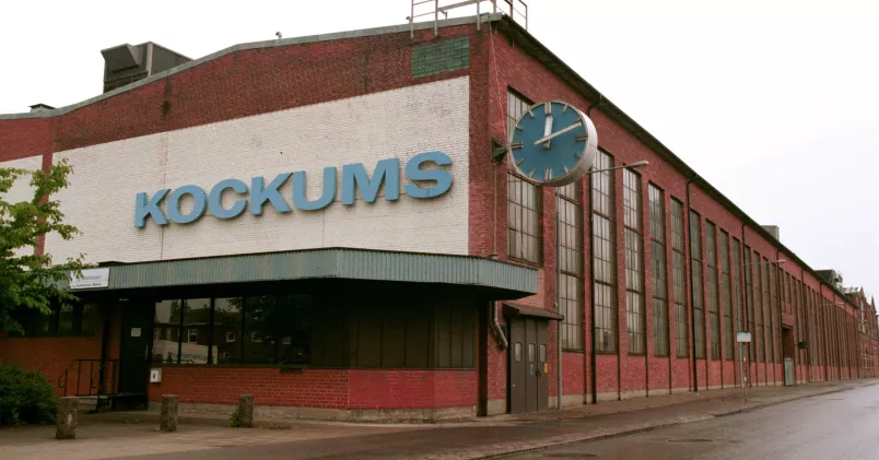 Länge verkade klockan slagen för stora delar av personalen på Kockums. Men efter att Saabs uppköp gått igenom och FMV lagt en stororder kan personalen andas ut - nu är jobben tryggade för en lång tid framöver. TT