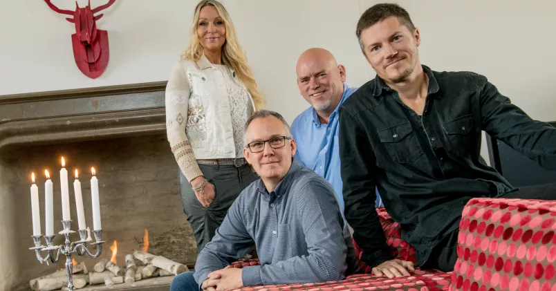 Nette Dalqvist, Peter Bäckgren, Ola Diös och Robert Järvi på Phosworks, som har ett tidhanteringssystem som kan visa om någon skulle arbeta för mycket. Fredrik Stehn