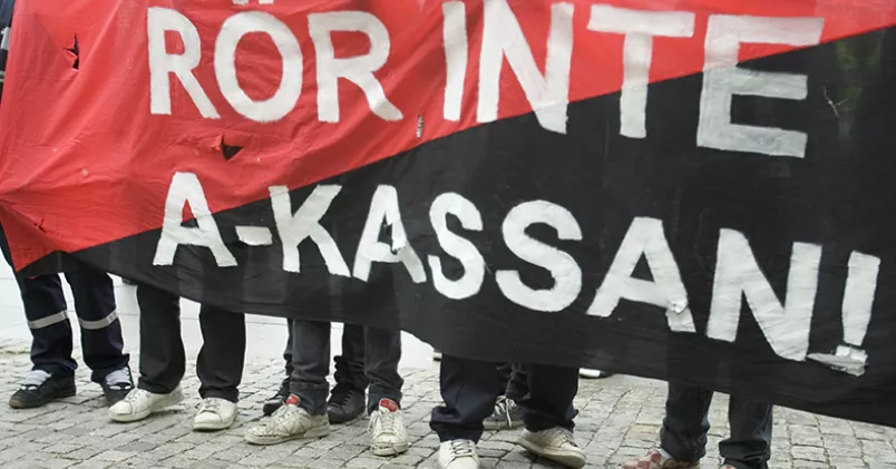 SAC Syndikalisterna och Revolutionära Fronten i protest mot regeringen Reinfeldts politik 2006. Henrik Montgomery/TT
