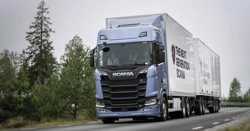 Scania säljer fler lastbilar än någonsin - och de anställdas bonussystem ger utdelning. Scania