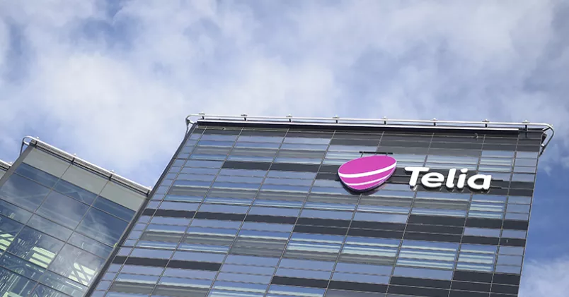 Från och med måndag är det frivilligt att gå tillbaka till kontoret för anställda på Telia. Som försiktighetsåtgärd genomgår alla en obligatorisk utbildning om vilka riktlinjer som gäller för att trygga arbetsplats med fortsatt social distansering. Hanna Franzén / TT