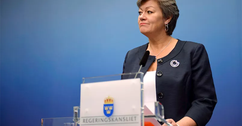 Arbetsmarknadsminister Ylva Johansson (S) presenterar en del i regeringens arbete för att få nyanlända att snabbare etablera sig på arbetsmarknaden, i Rosenbad i Stockholm. Vilhelm Stokstad/TT