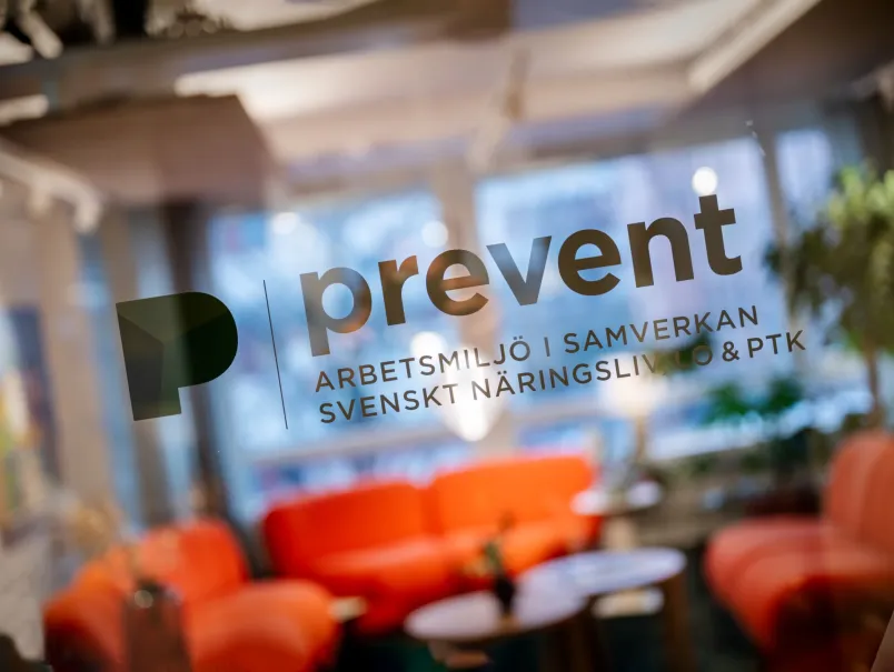 Prevents svarta logga på en glasdörr