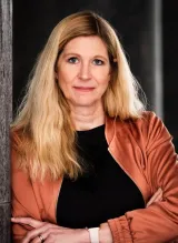 Bild på Sara Henrysson Eidvall leg psykolog och specialist inom arbets- och organisationspsykologi.