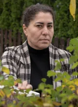 Tülün Tas, porträttbild. 