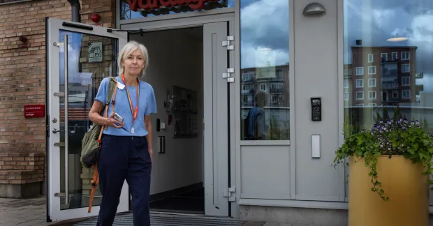 Efter 15 år som vd på Prevent bytte Maria Schönefeld styrelserum mot demensboende. Nu trotsar hon pensionsnormen och visar att karriären inte behöver ta slut vid 65.