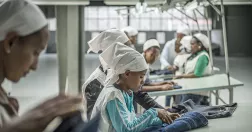 Arbetare i en textilfabrik i Addis Abeba, ‎Etiopien.